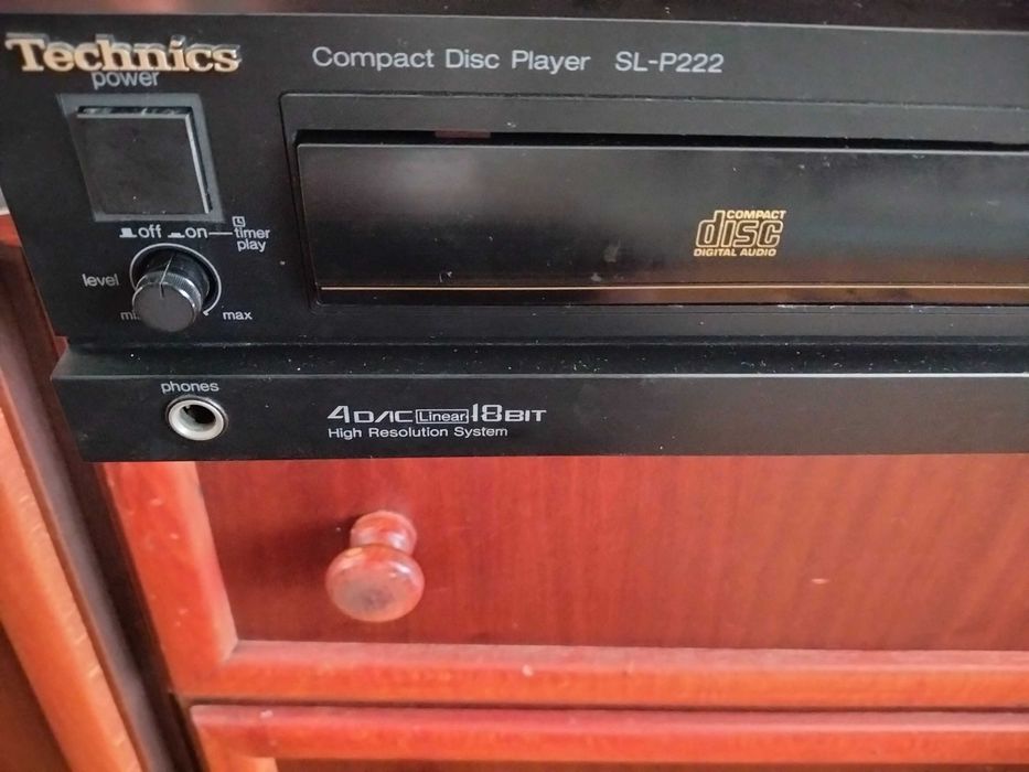 CD technics sl-p222
