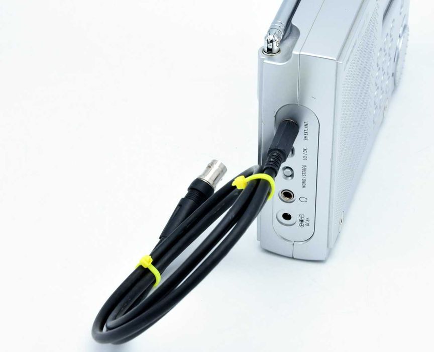 Radioamador Receptor portatil Grundig HF AM FM SSB mala acessorios