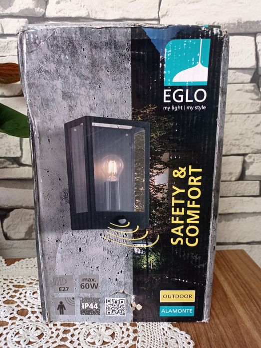 Lampa zewnętrzna dekoracyjna