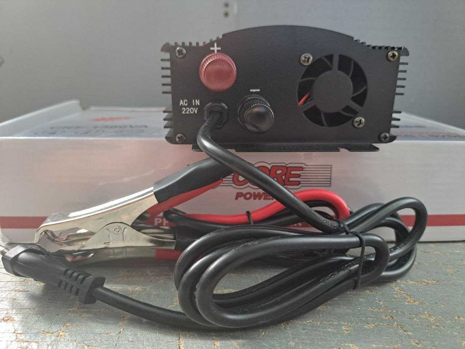 Бесперебойник Инвертор+зарядка 15Ампер 12-220 1300w  Преобразователь