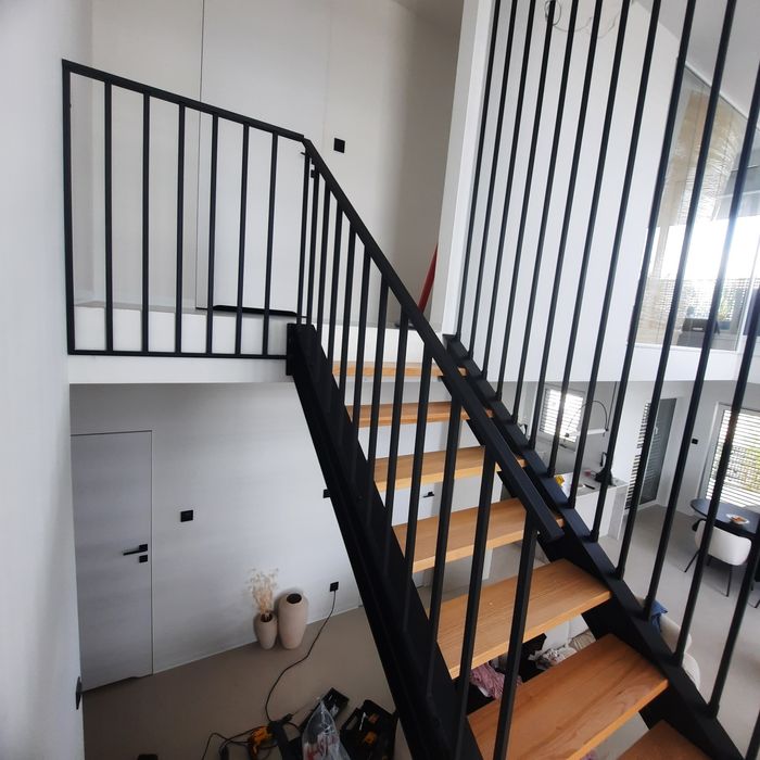 Balustrady meble loftowe , ogrodzenia, regały ,bramy , furtki