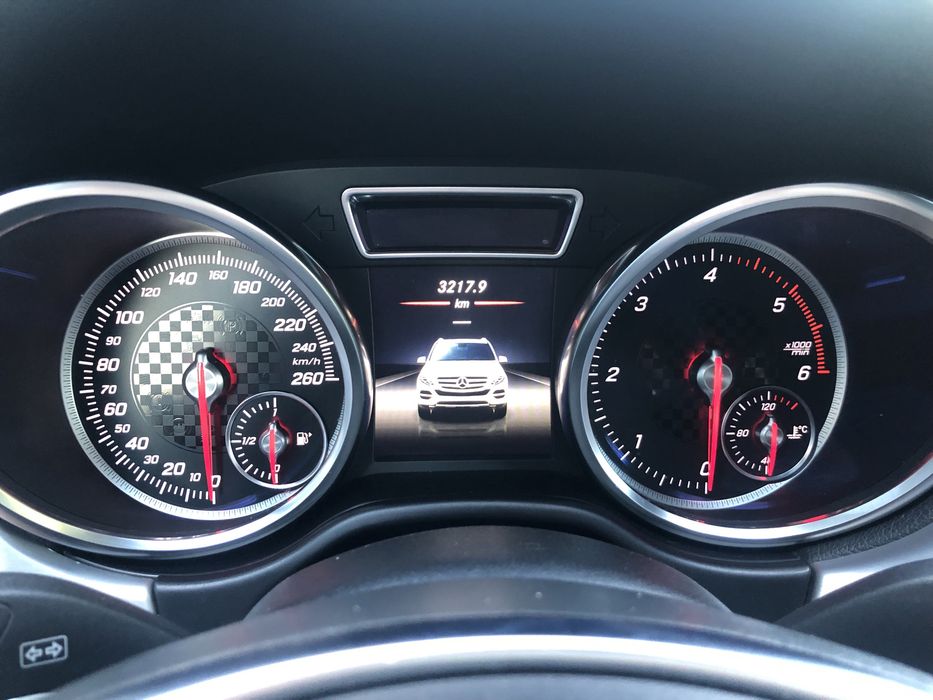 Щиток приборів Mercedes W166 AMG