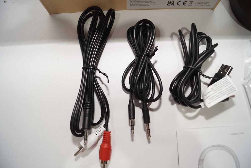 2003 Bezprzewodowe słuchawki tv dla seniora Bluetooth ze stacją