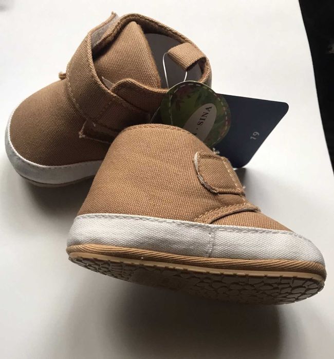 Botinhas para bebé NOVAS