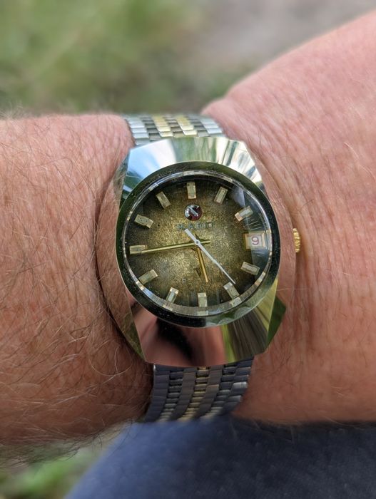 Часи Rado Balboa
