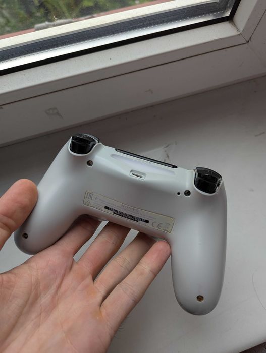 Oryginalny Pad Sony DualShock 4 V2 Crystal Clear Przezroczysty (PS4 / PC)
