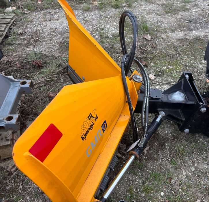 Pług strzałkowy Gmr do Karcher mic oraz Belos  do ciągnik