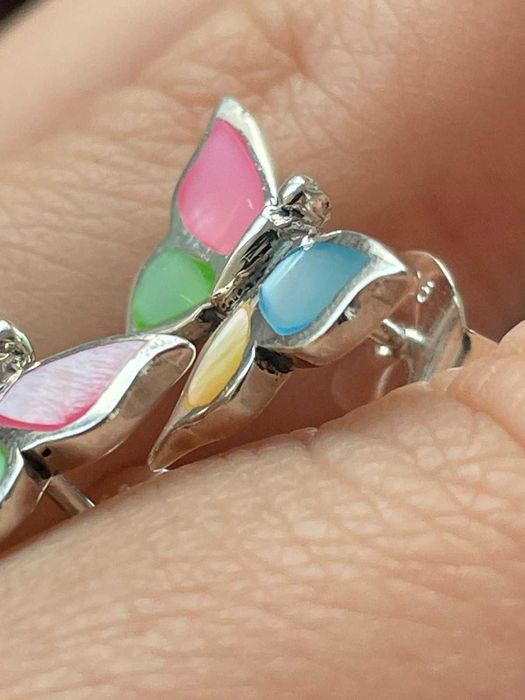 Серьги с перламутром фантазийного цвета, серебро 925 пробы.