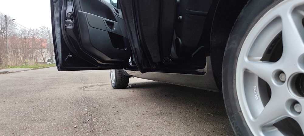 Ford Fiesta-Benzyna-Ekonomiczna-Bez korozji-Niski przebieg