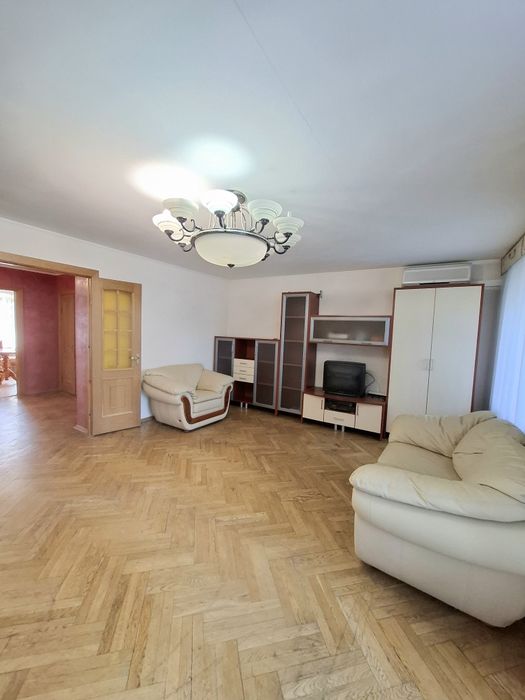 4 кім.квартира Борщагівська 145
Дві ктири на