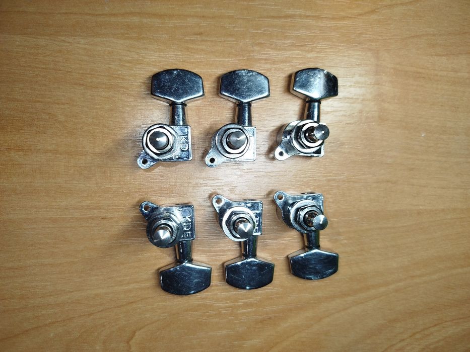 "Деталі" від гітари Cort