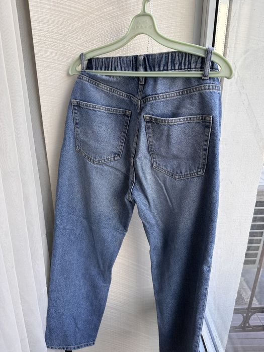 Джинси жіночі pull&bear