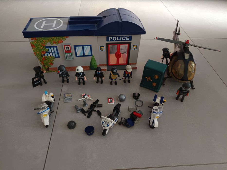 Playmobil- policia, bombeiros e camião