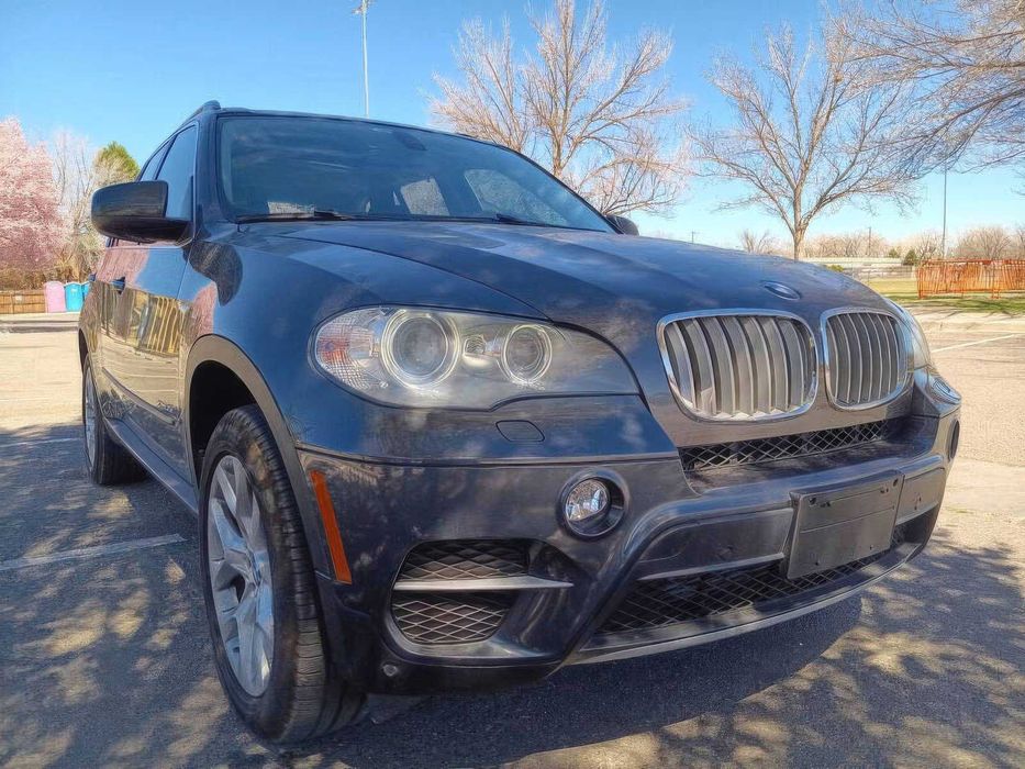 BMW X5 xDrive35i      2013