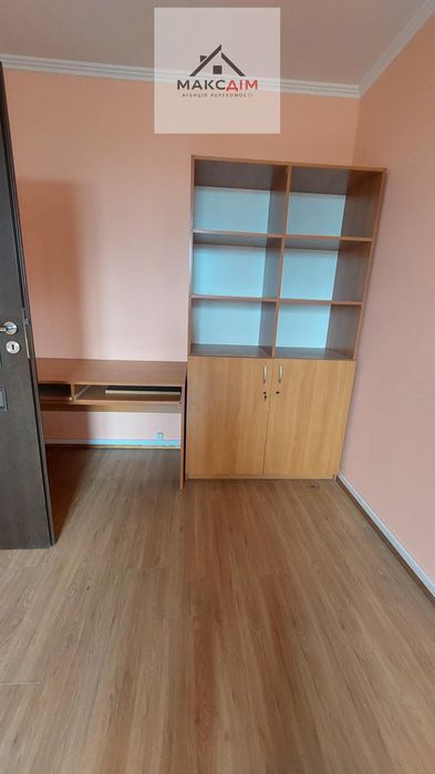 Здається 2к квартира