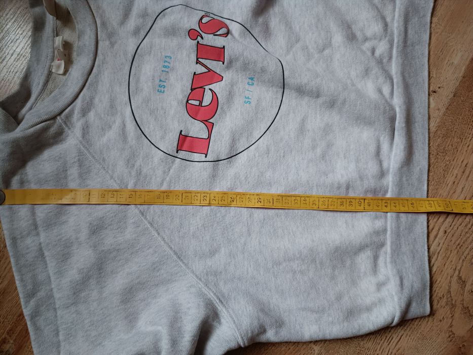 Krótka bluza marki Levi's w kolorze szary melanż