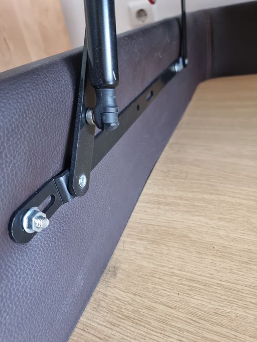 Cama de Casal com Arrumação/Sommier