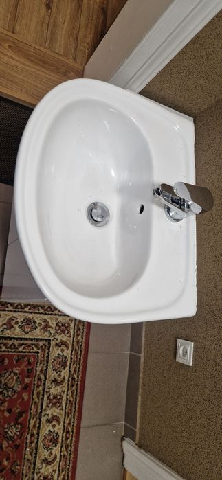 Umywalka z bareria oraz szafka z demontażu bardzo dobty stan