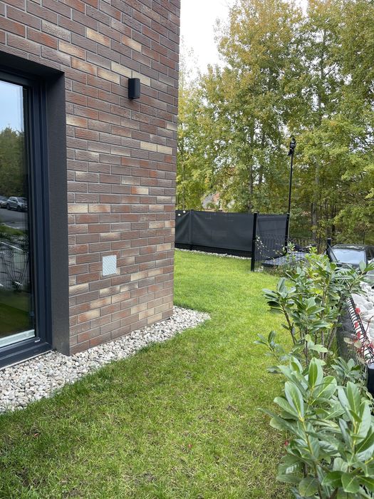 3-кімнатна квартира з подвірʼям та паркінгом Краків