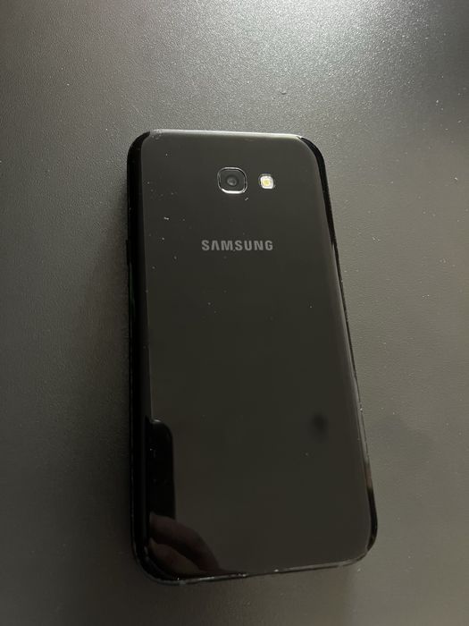 Мобільний телефон Samsung a7