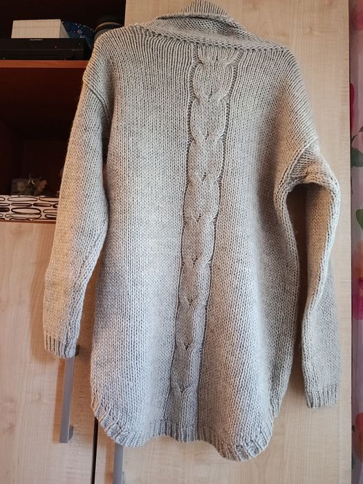 Ciepły sweter marka Review