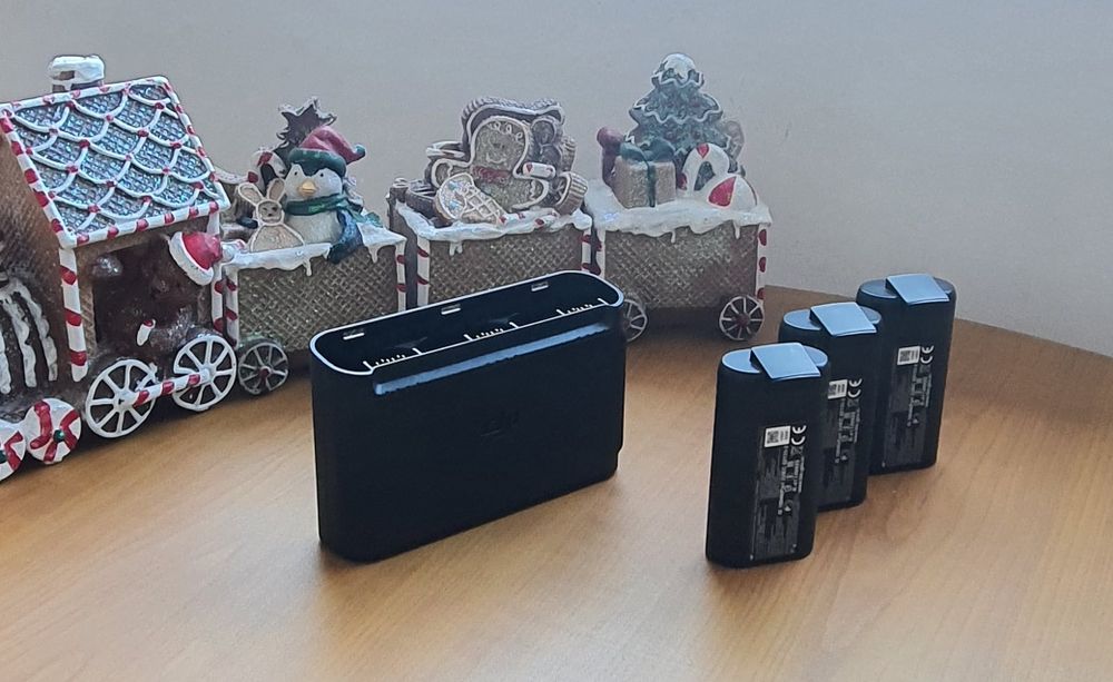 Carregador triplo + 3 baterias DJI