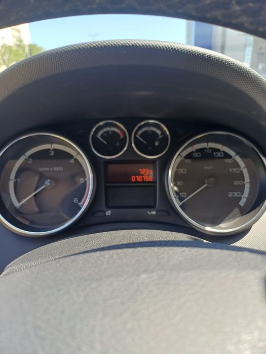 Peugeot 308 HDI Exclusive.