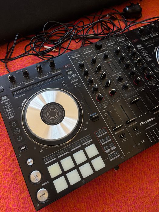 Pioneer DDJ-SX kontroler DJ 4-kanałowy + case + komplet kabli