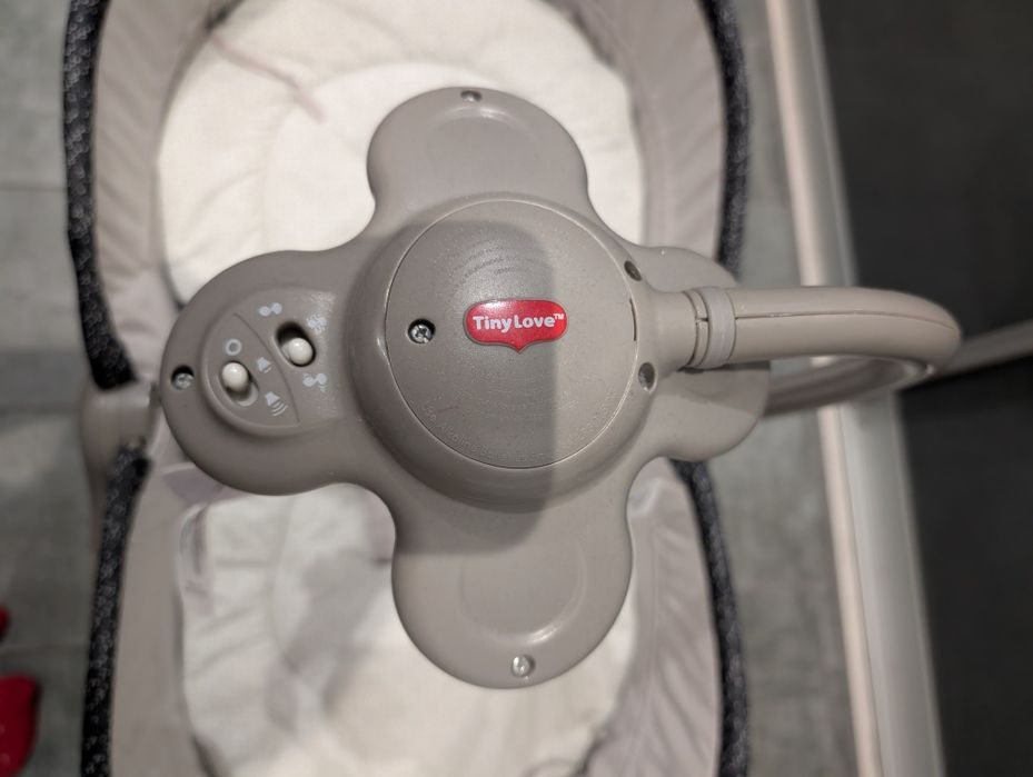 Bujaczek leżaczek Tiny Love