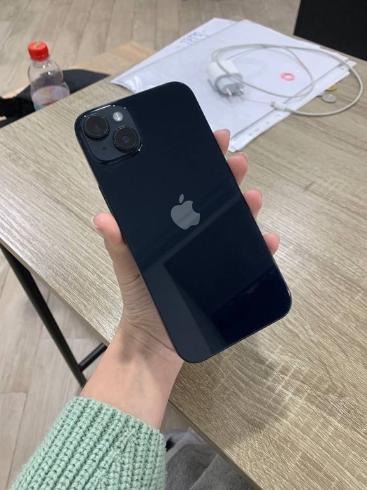 Продам 14 iPhone Plus 128 ГБ