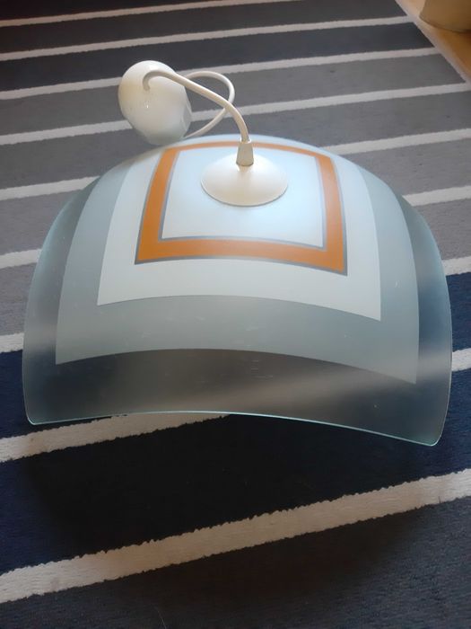Żyrandol, lampa