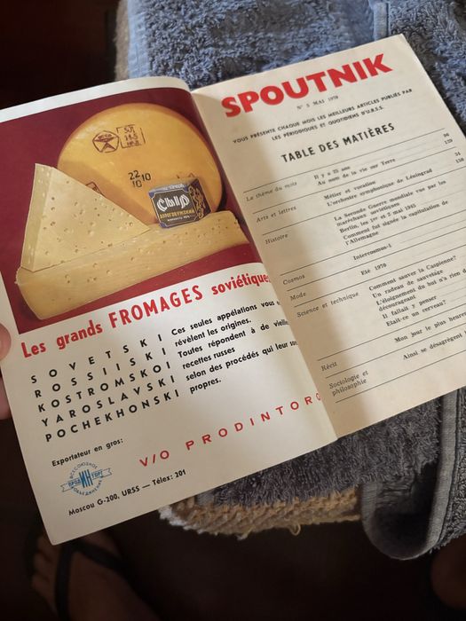 Revista spotinik em frances