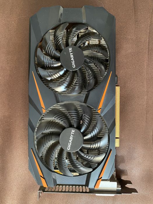 Продам GTX 1060 3GB GIGABYTE