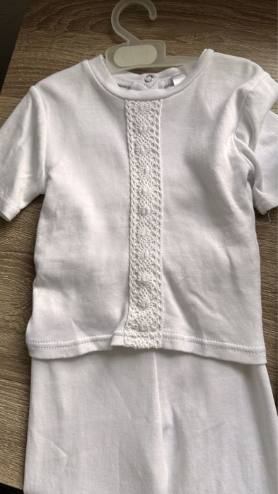 Костюм для хрещення дитини з шапочкою