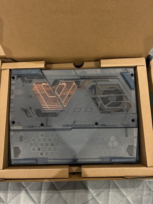 MSI Cyborg 14 como novo!