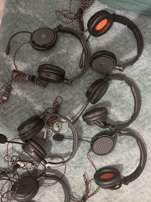 18 headphones com microfone