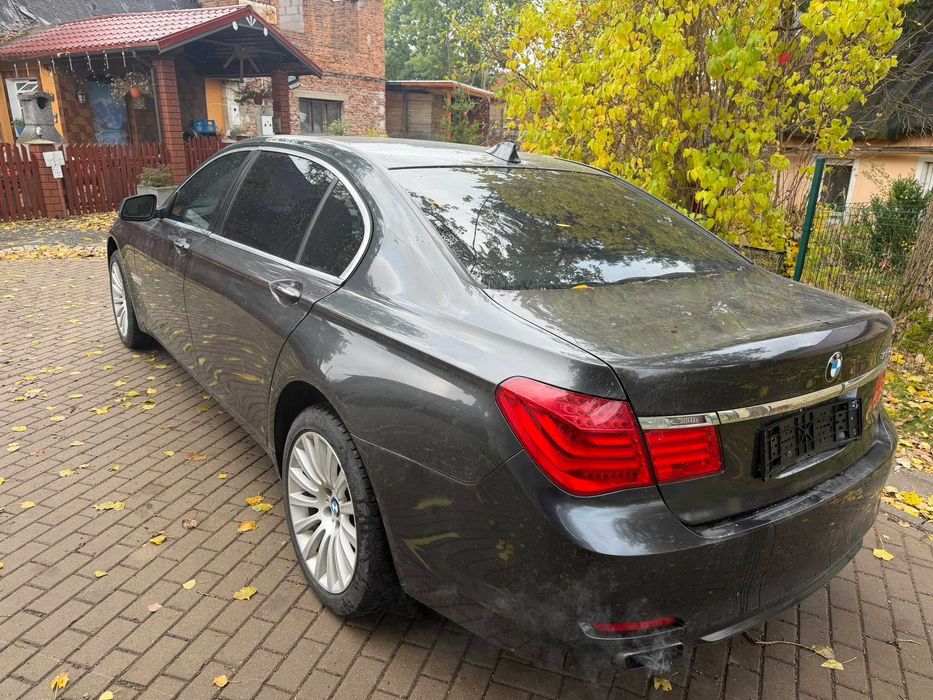Bmw 750 Lxi x-drive 2011