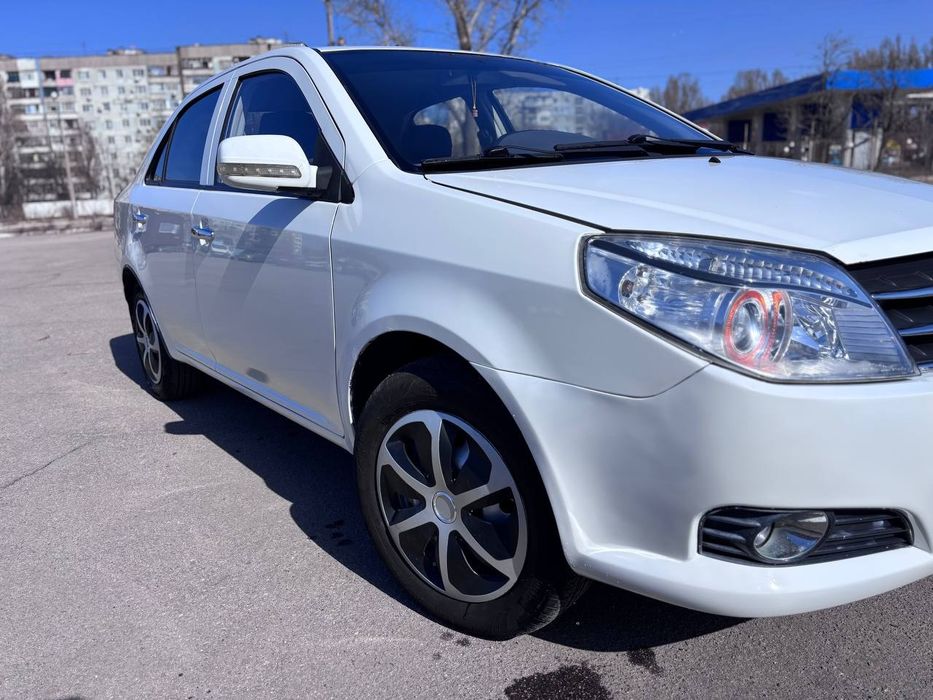 Geely MK 2 2012  150 тыс.км  кондиционер гур