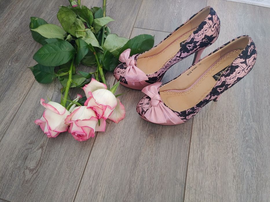 Buty na obcasie sexsowne roz. 38
