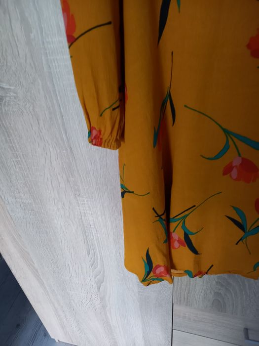 Sukienka Mint & Berry 38