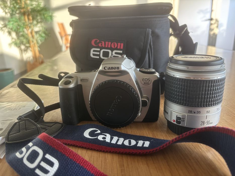 Maquina fotografica Canon eos 300