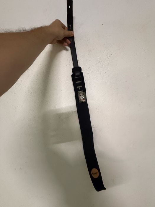 Correia para baixo nova