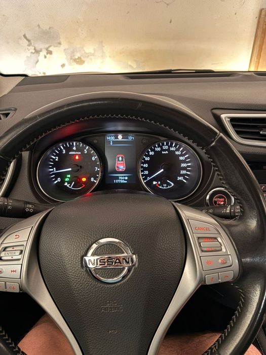 Продам автомобіль Nissan Qashqai 1,2 Бензин, 2016 року