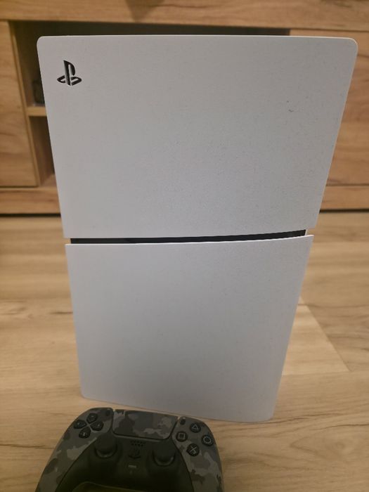 Ps5 digital com 2 comandos