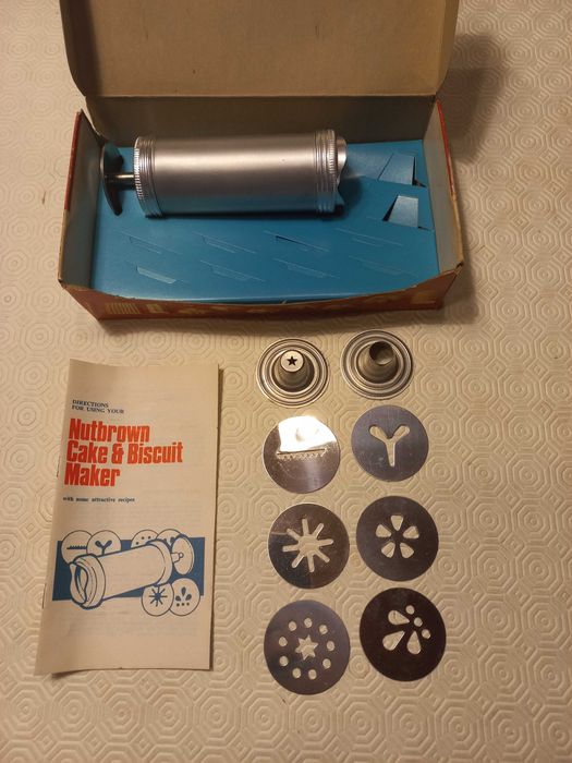 Vintage Bakery Decoration Kit64585340364803121