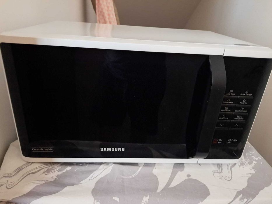 Micro-ondas Samsung Ceramic Inside – Excelente Estado