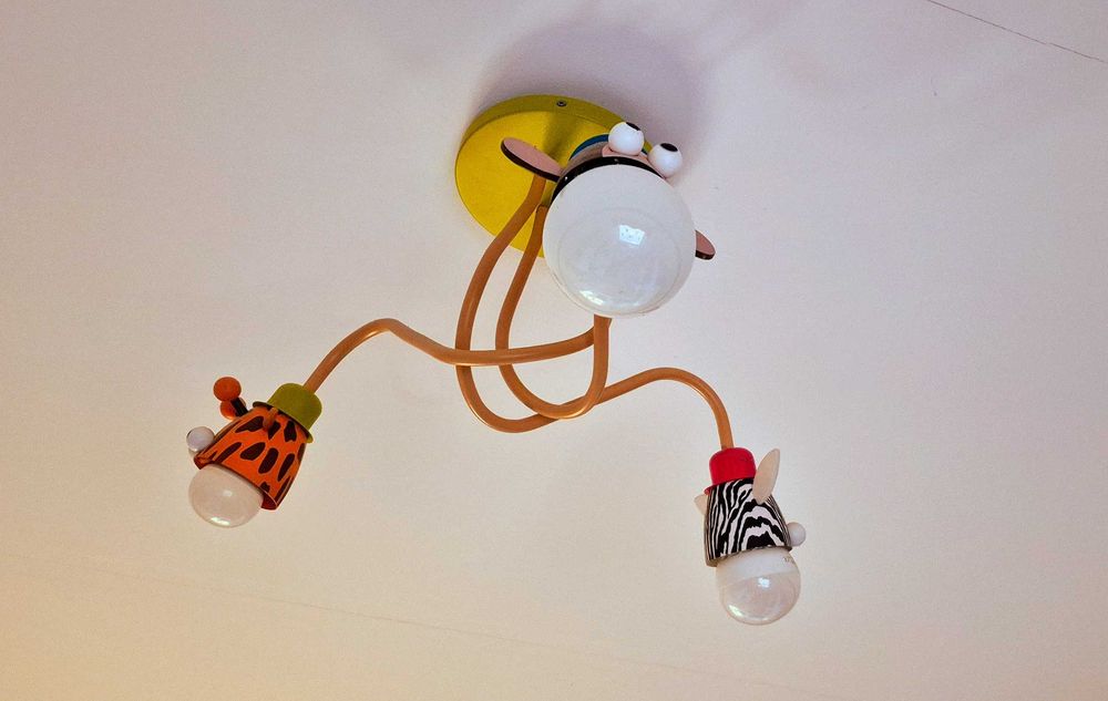 Lampka sufitowa z motywem zwierzęcym - żyrafa, małpka i zebra