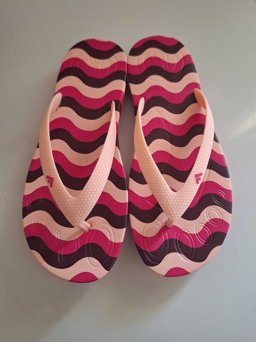 Chinelos da FitFlop