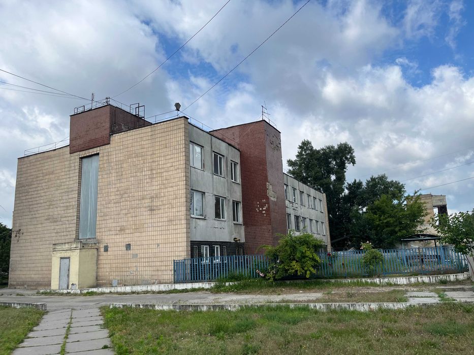 Оренда склад будівля  приміщення виробництво майданчик   65 м2 Видубичі без комісії