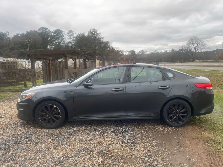 Kia Optima      2016